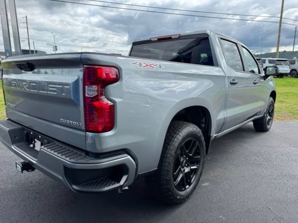 New 2026 Chevrolet Silverado 1500 Custom Truck