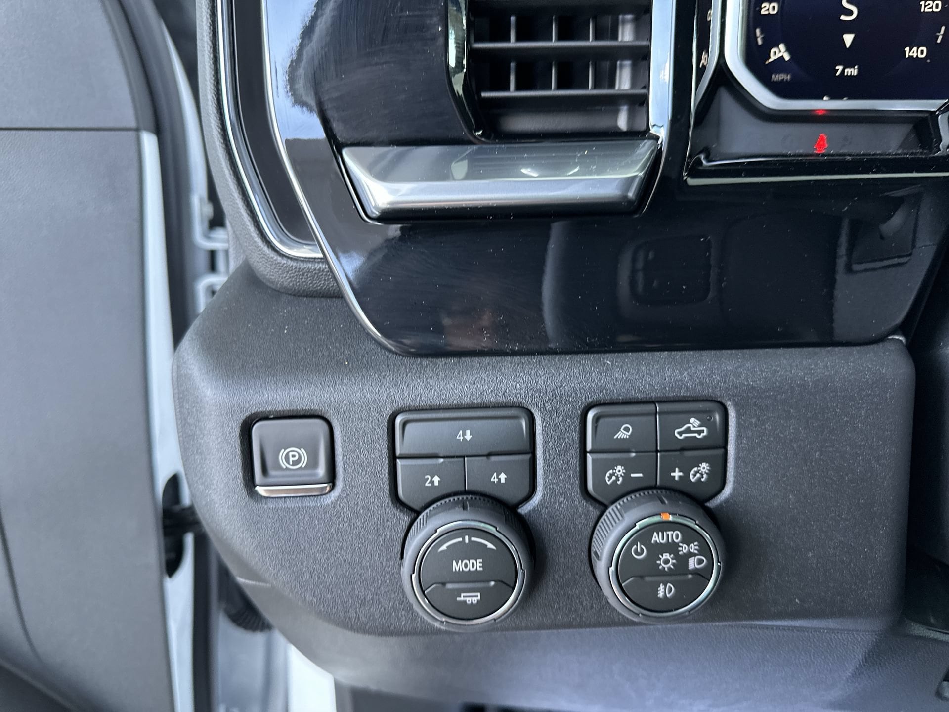 2026 Chevrolet Silverado 2500 HD LT - Photo 18