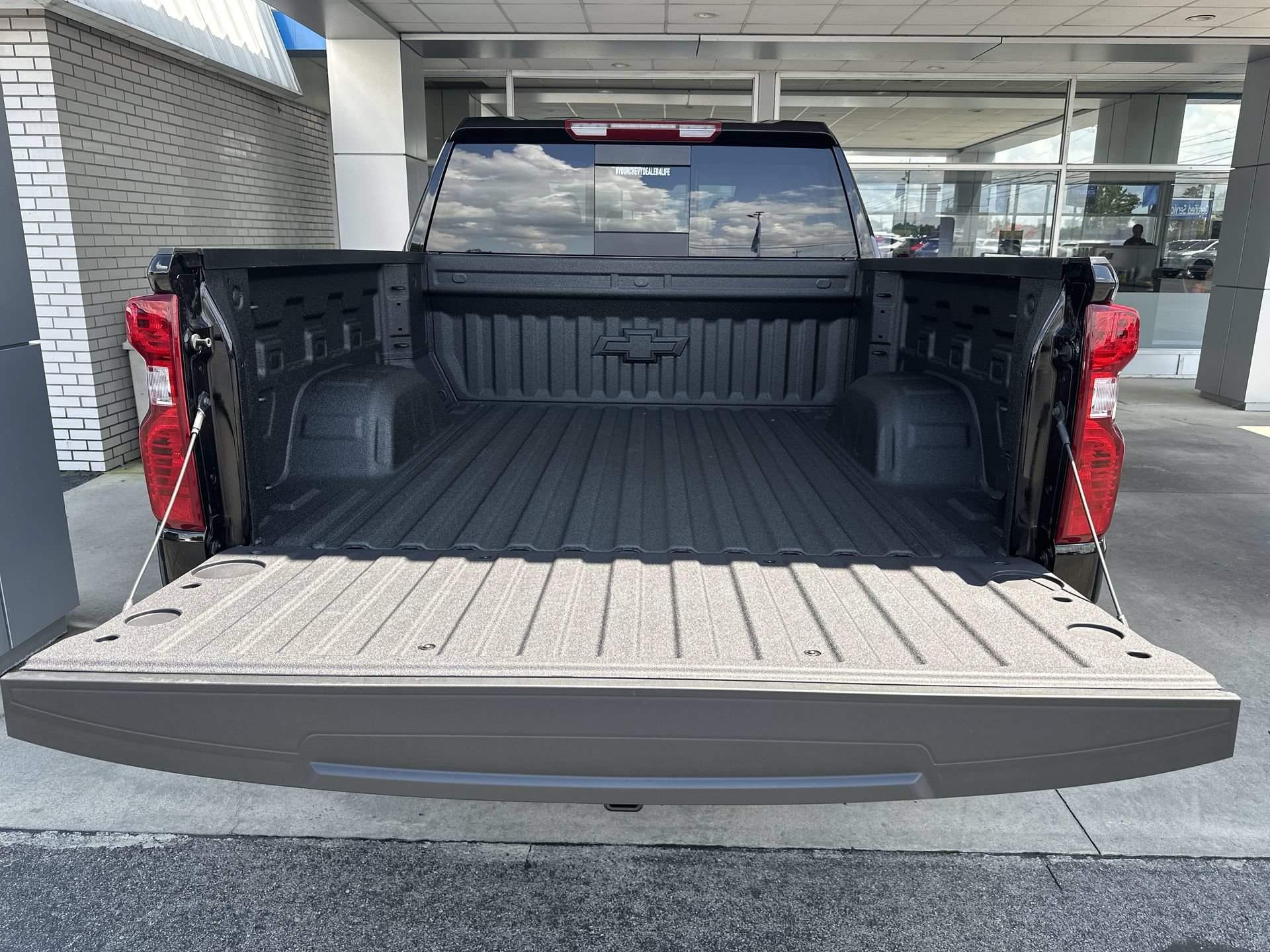 2026 Chevrolet Silverado 1500 LT - Photo 32