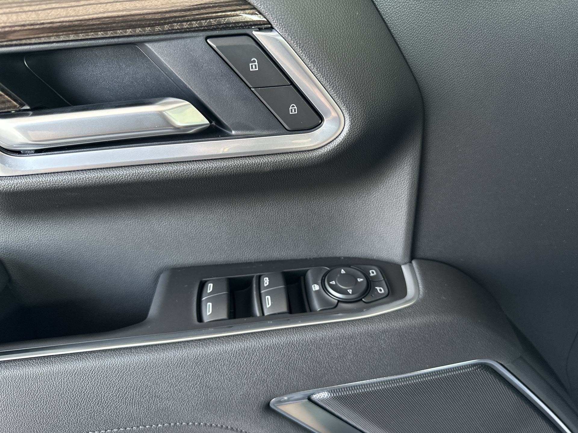 2026 Chevrolet Silverado 1500 LT - Photo 23