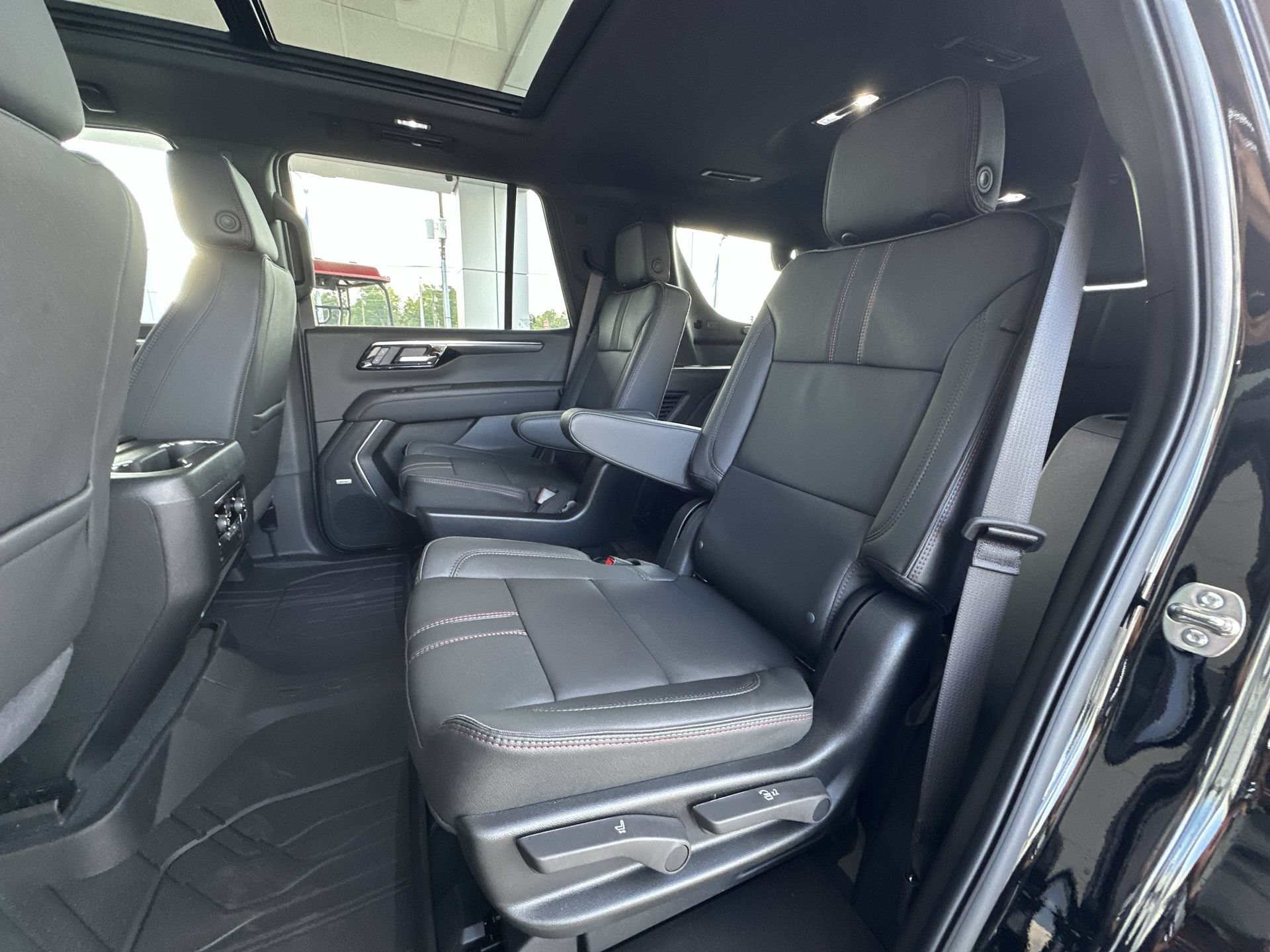 2026 Chevrolet Tahoe RST - Photo 26