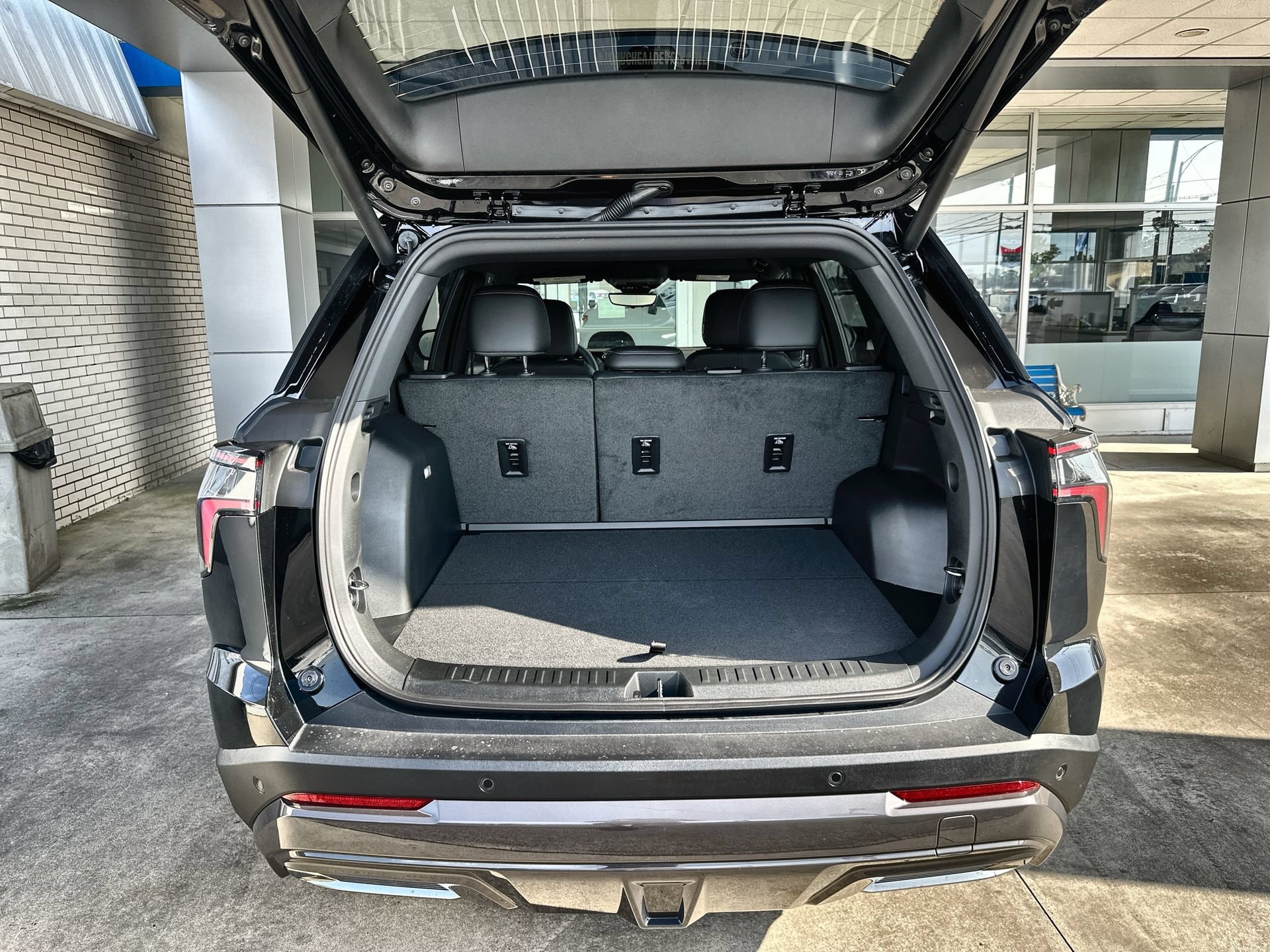 2027 Chevrolet Equinox ACTIV - Photo 25