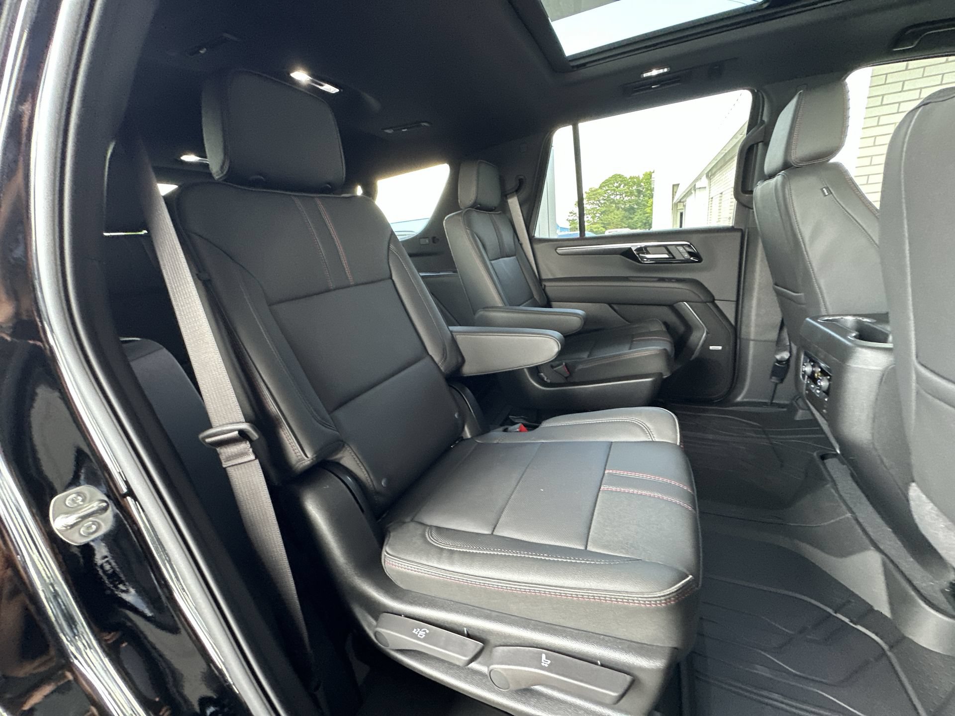 2026 Chevrolet Tahoe RST - Photo 28