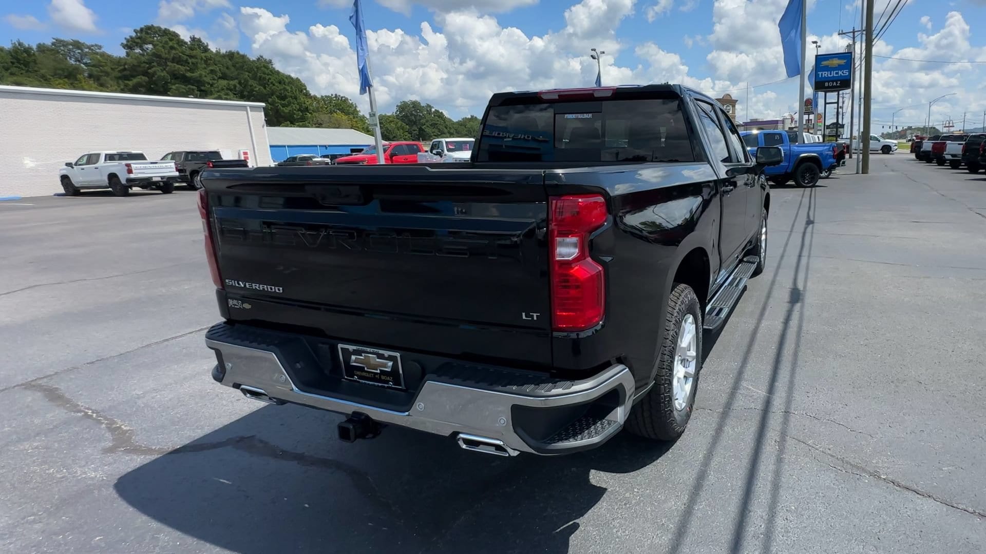 2026 Chevrolet Silverado 1500 LT - Photo 8