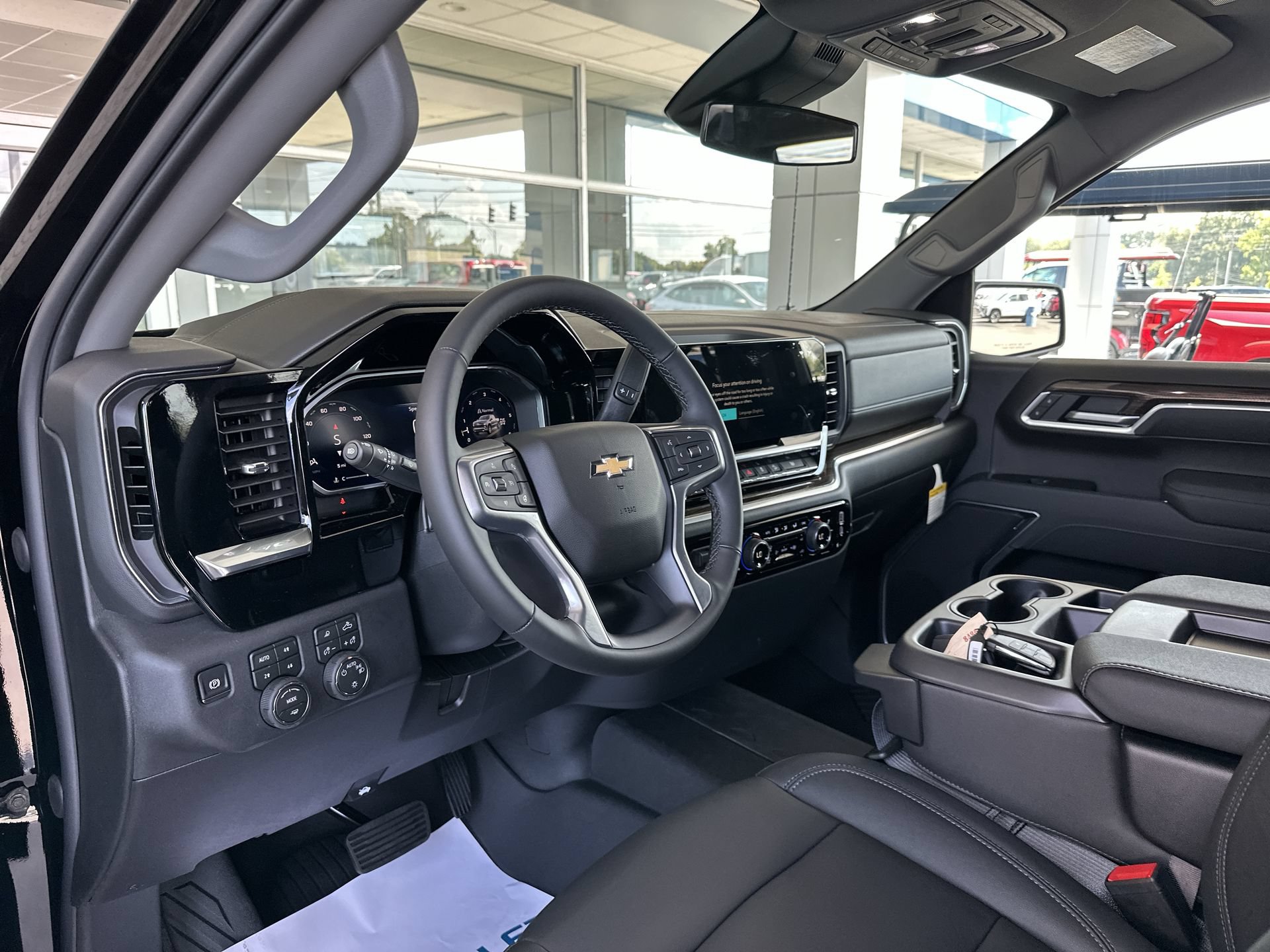 2026 Chevrolet Silverado 1500 LT - Photo 10