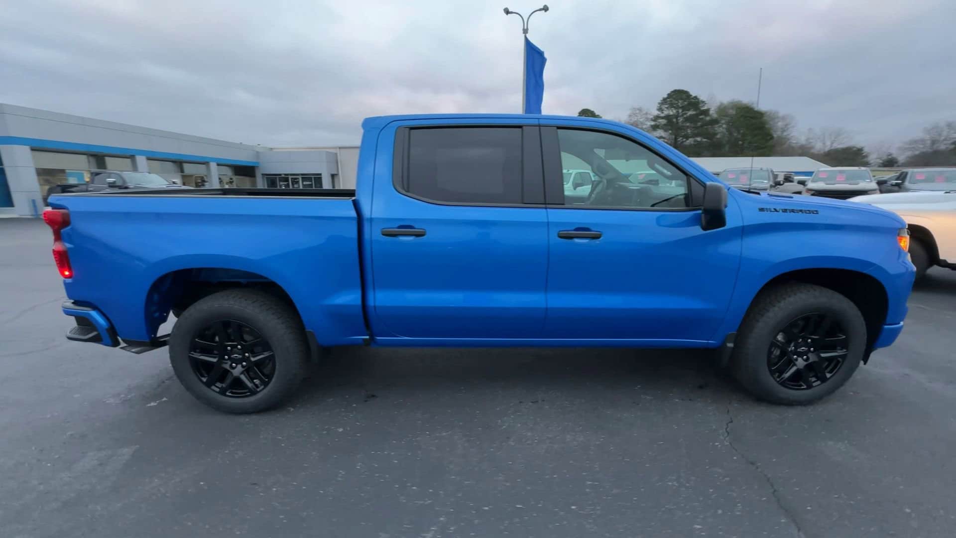 2026 Chevrolet Silverado 1500 Custom - Photo 8