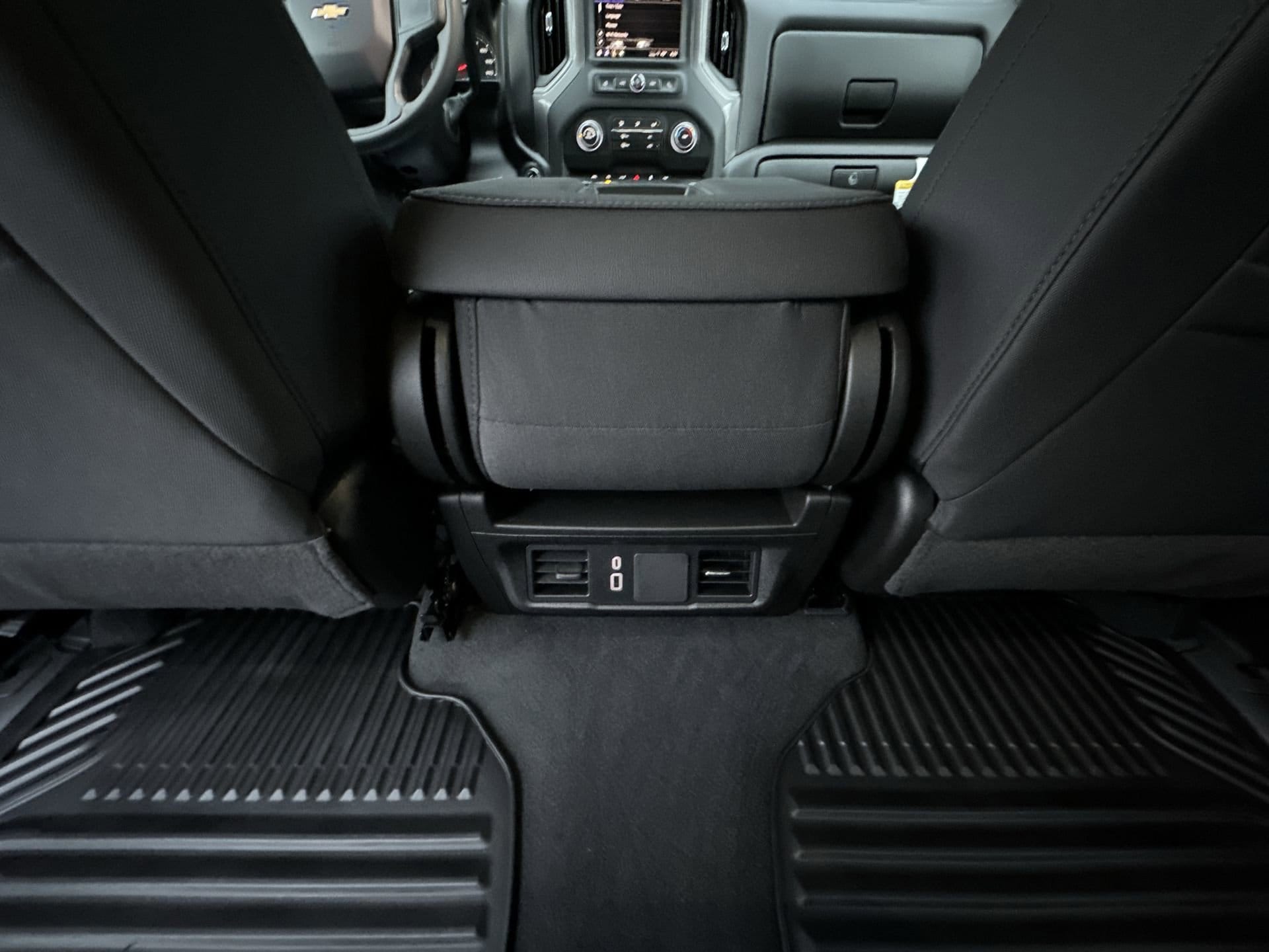 2026 Chevrolet Silverado 1500 Custom - Photo 18