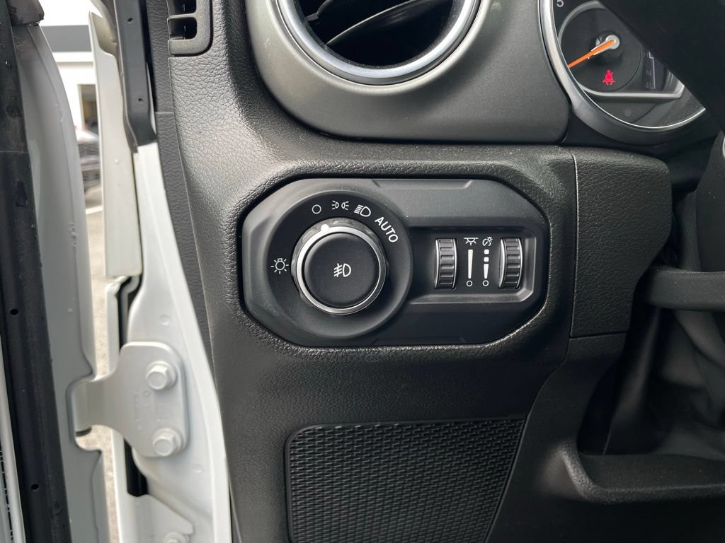 2022 Jeep Wrangler Unlimited Sahara - Photo 13