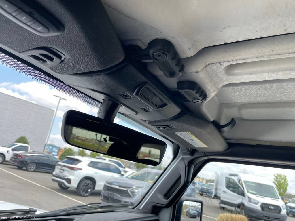 2022 Jeep Wrangler Unlimited Sahara - Photo 21