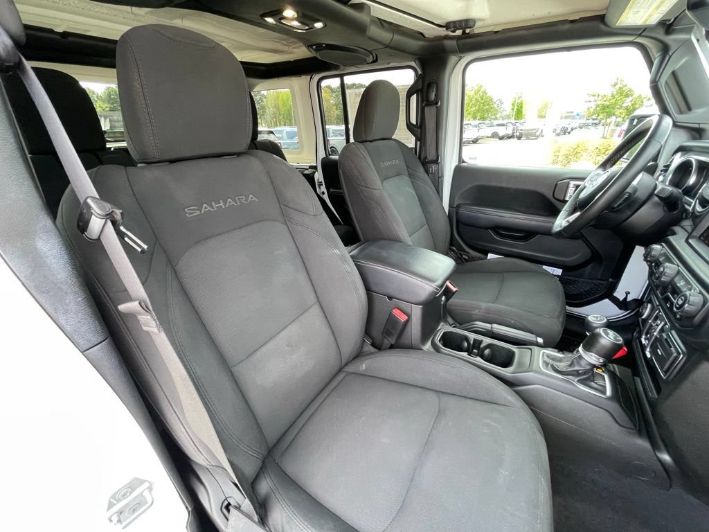 2022 Jeep Wrangler Unlimited Sahara - Photo 30