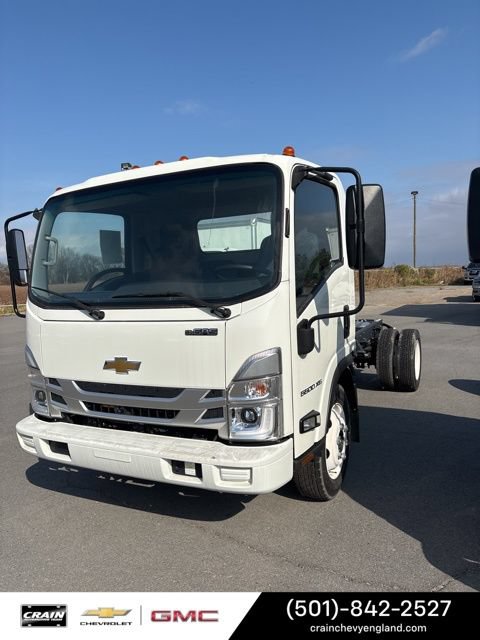 New 2024 Chevrolet Low Cab Forward 5500 XG Medium ASH Gray Truck