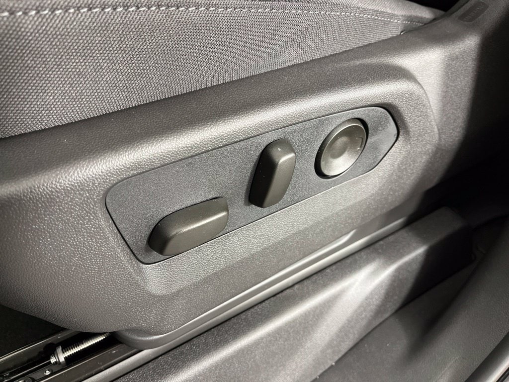 2026 Chevrolet Silverado 1500 LT - Photo 27