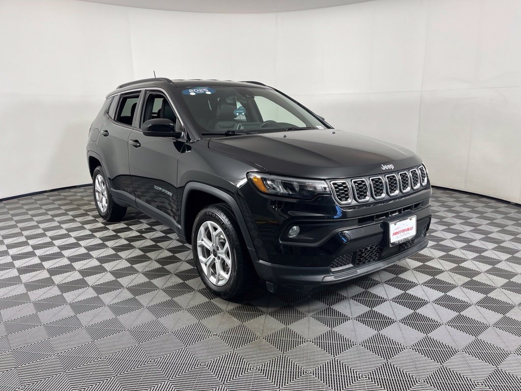 2025 Jeep Compass Latitude - Photo 11
