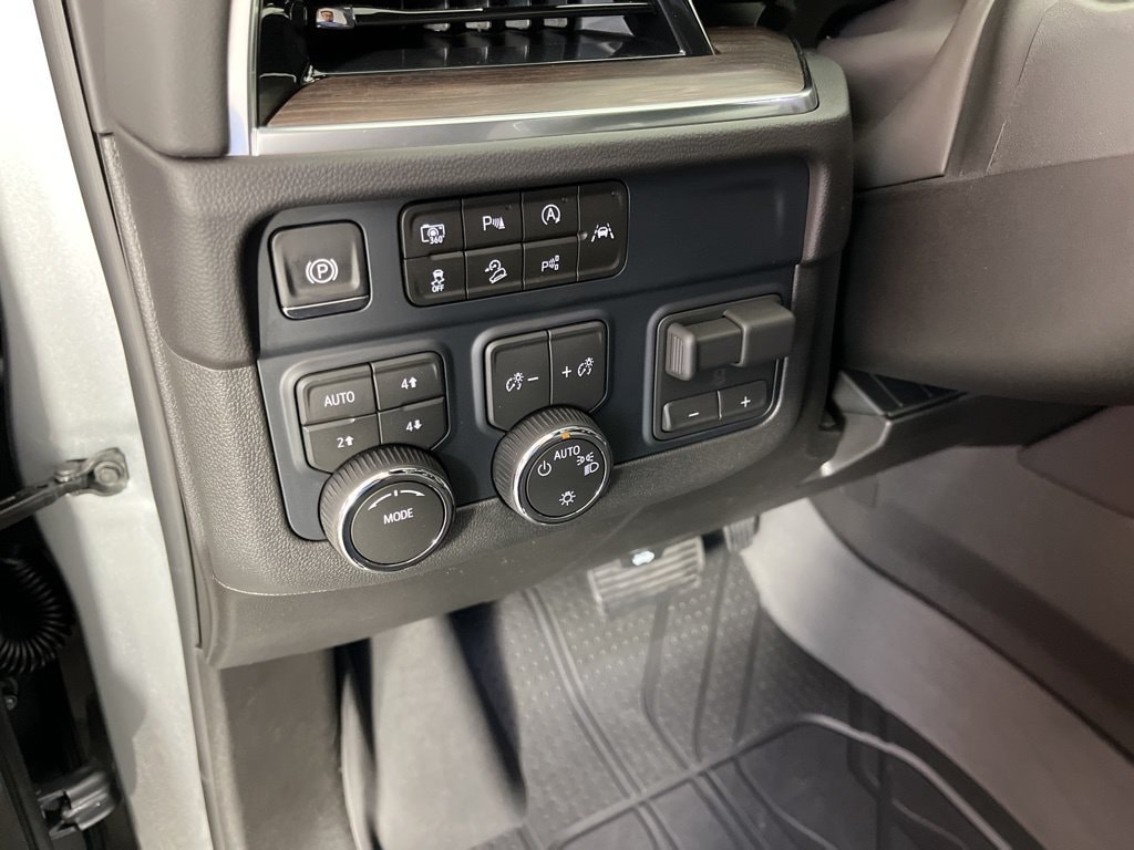 2026 Chevrolet Tahoe LS - Photo 28