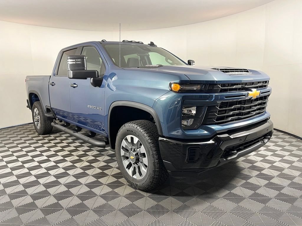 2026 Chevrolet Silverado 2500 HD Custom - Photo 6