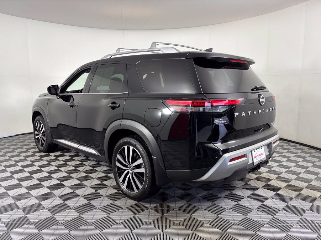 2023 Nissan Pathfinder Platinum - Photo 18