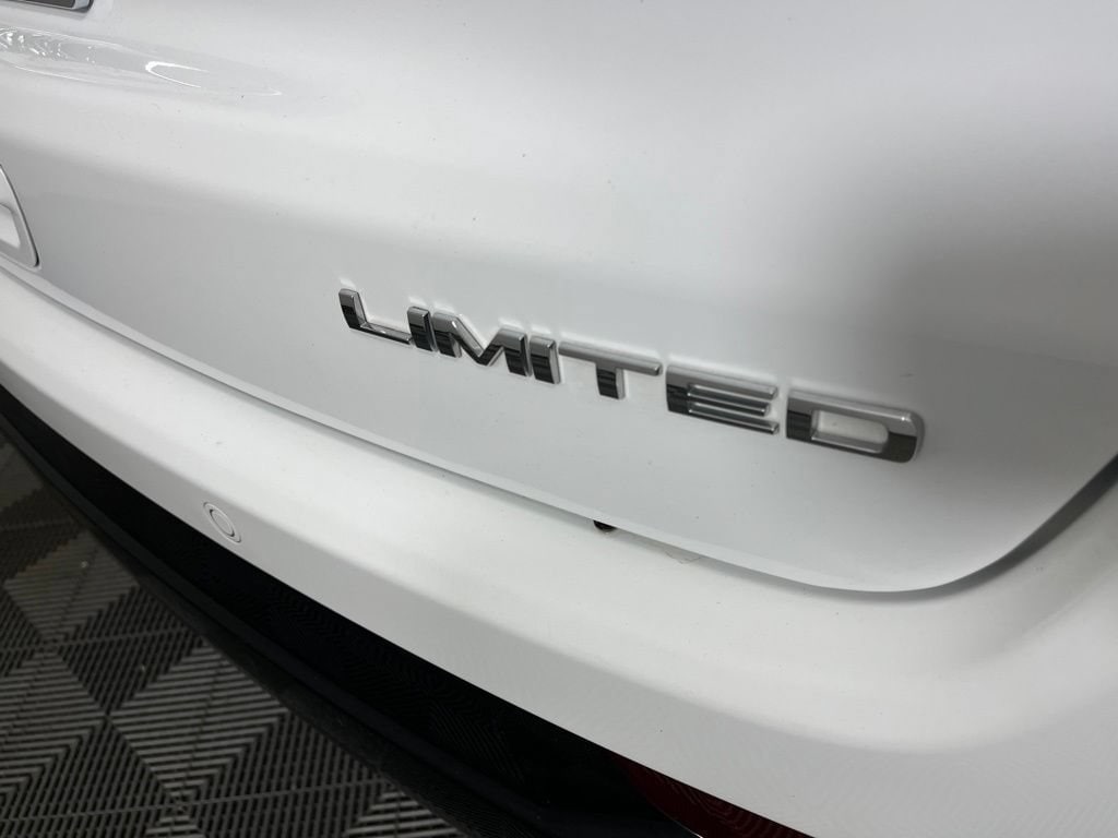 Used 2025 Jeep Compass Limited SUV