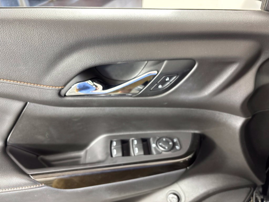 2022 GMC Acadia AT4 - Photo 27