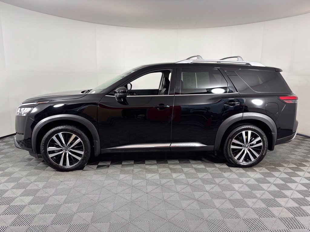 2023 Nissan Pathfinder Platinum - Photo 17
