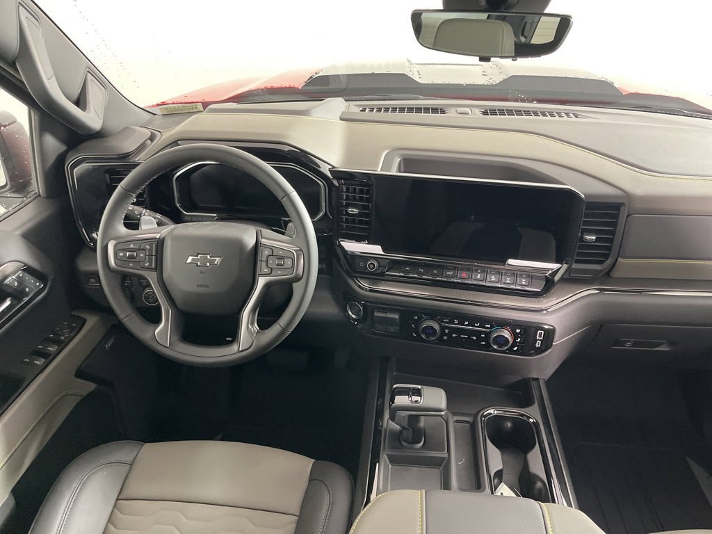 2026 Chevrolet Silverado 1500 ZR2 - Photo 2