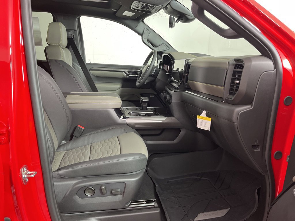 2026 Chevrolet Silverado 1500 ZR2 - Photo 12