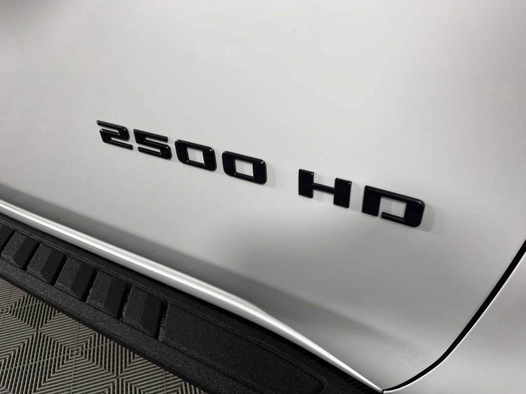 2026 Chevrolet Silverado 2500 HD LTZ - Photo 14