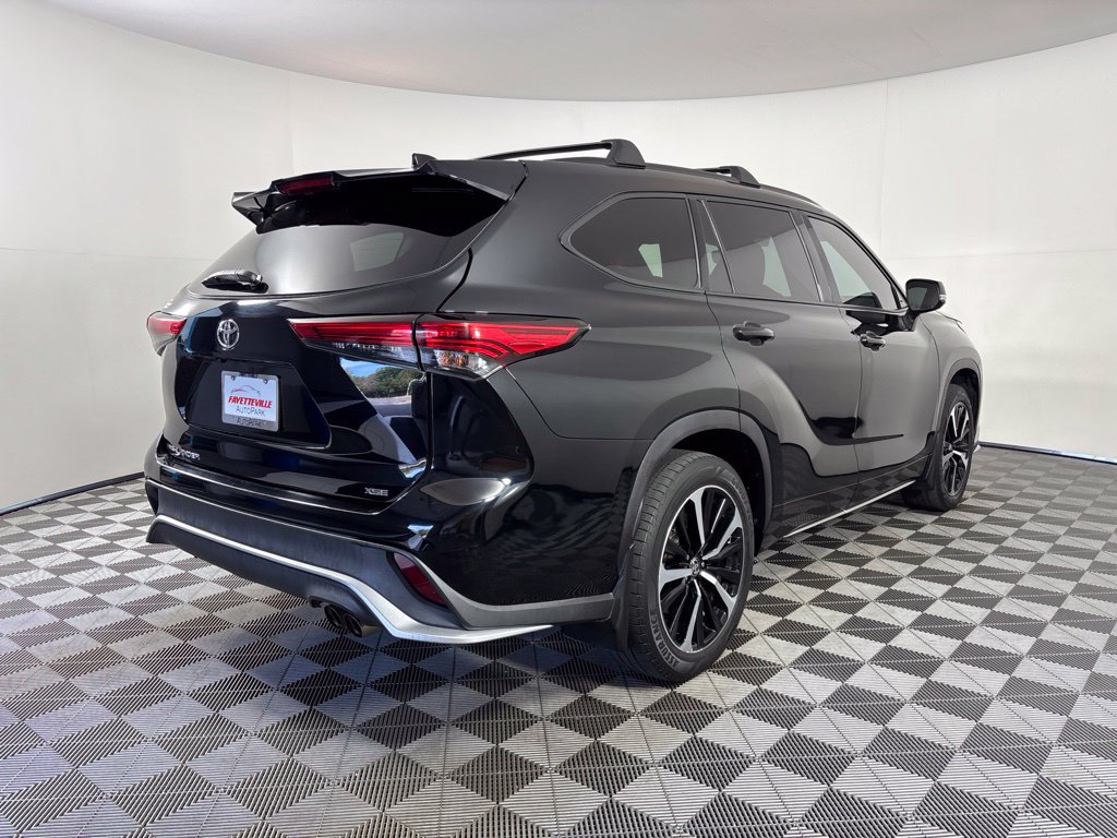 2021 Toyota Highlander XSE - Photo 11