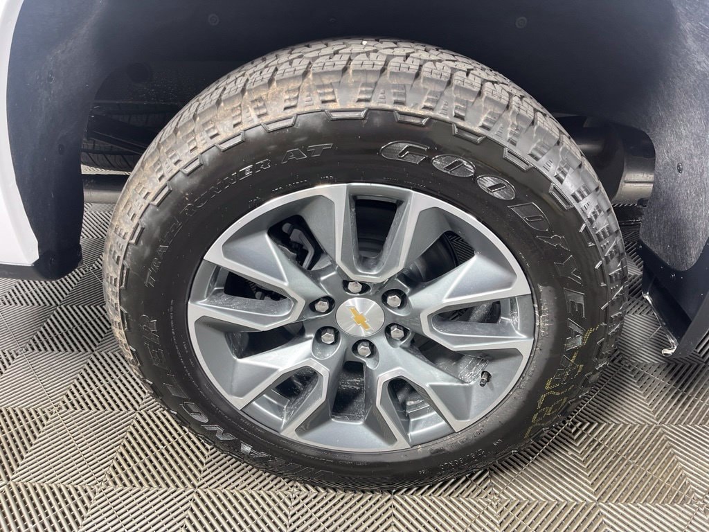2026 Chevrolet Silverado 1500 LT - Photo 14