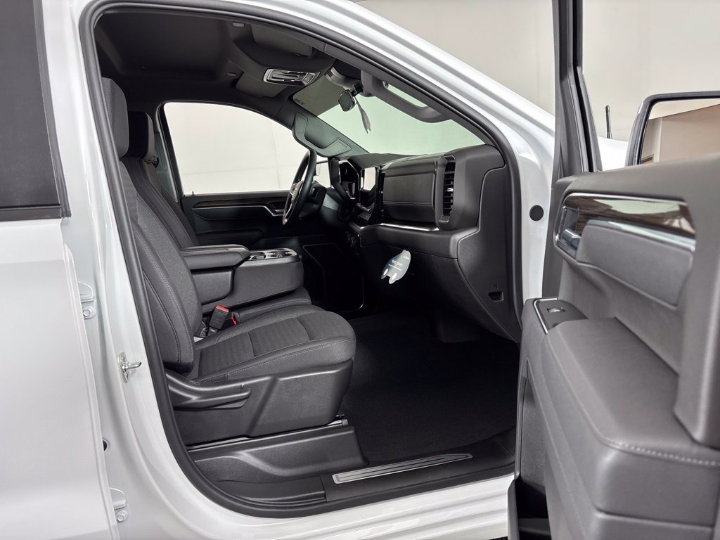 Used 2026 Chevrolet Silverado 1500 LT (2FL) Truck Crew Cab