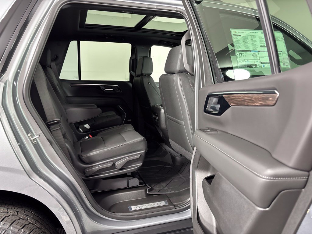 2027 Chevrolet Tahoe Z71 - Photo 16
