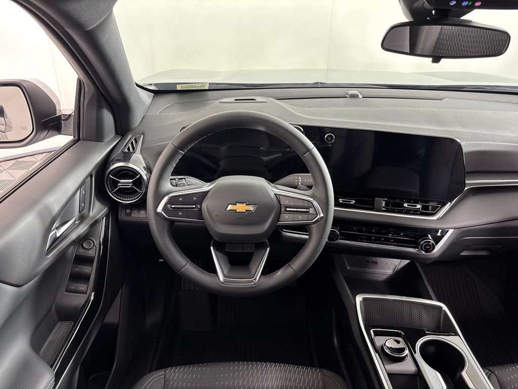 2027 Chevrolet Equinox LT - Photo 17