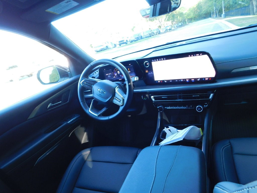 2026 Chevrolet Traverse LT - Photo 6
