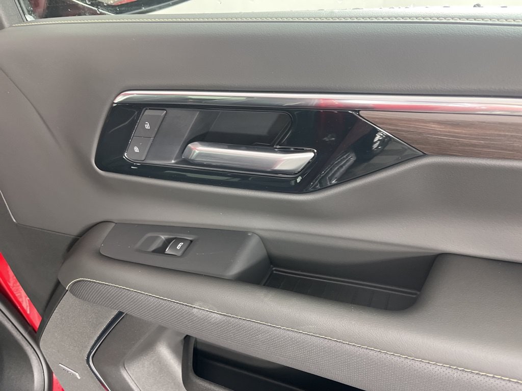 2026 Chevrolet Tahoe Premier - Photo 18