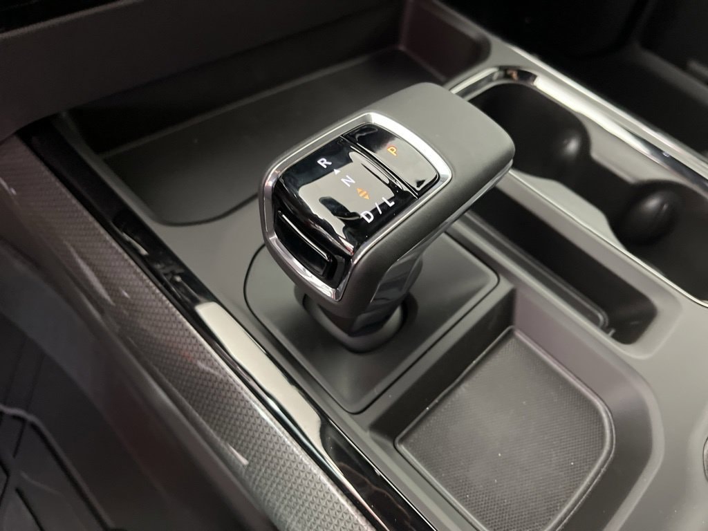 2026 Chevrolet Silverado 1500 ZR2 - Photo 32