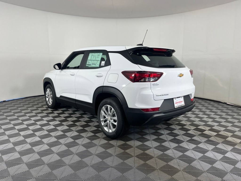 2026 Chevrolet Trailblazer LS - Photo 3