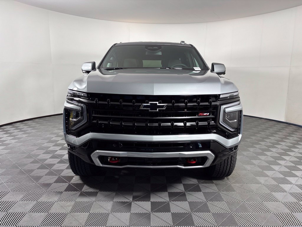 2027 Chevrolet Tahoe Z71 - Photo 7