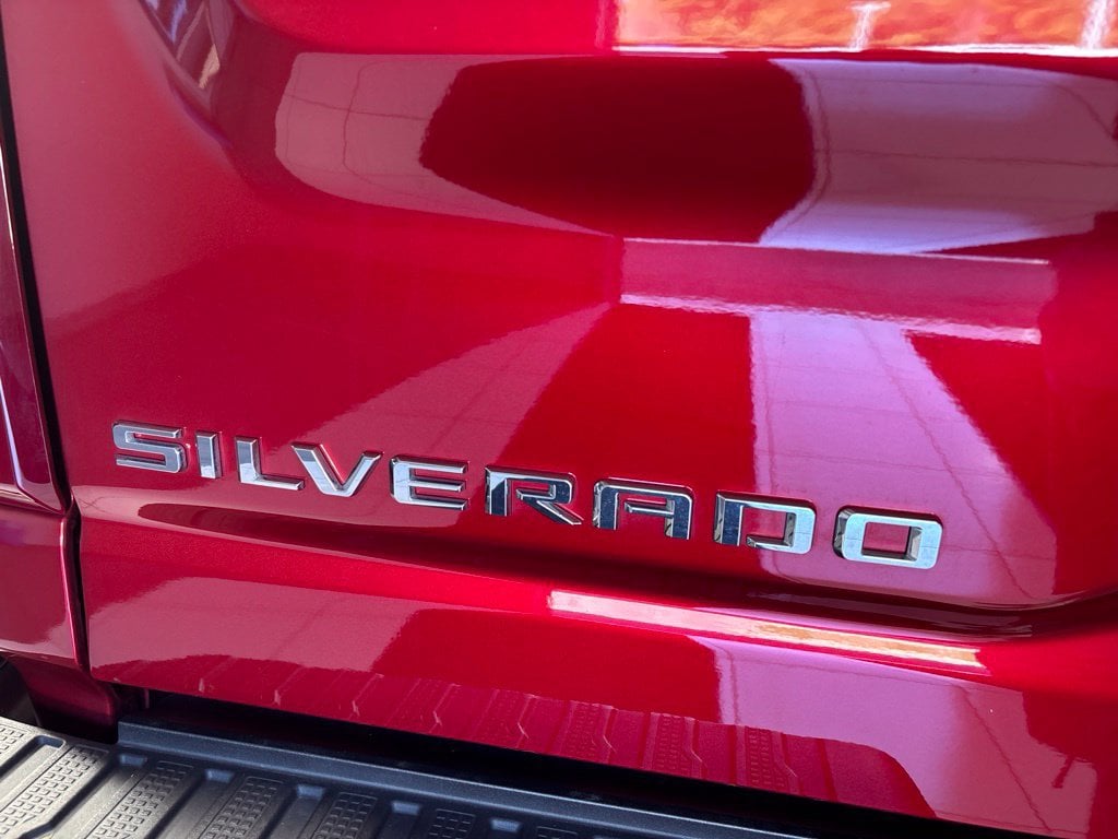 2024 Chevrolet Silverado 3500HD LTZ - Photo 21