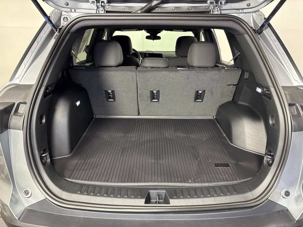 2027 Chevrolet Equinox LT - Photo 23