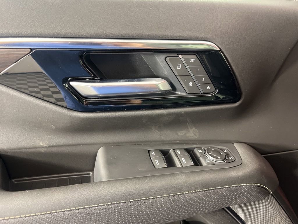 2026 Chevrolet Tahoe Premier - Photo 21