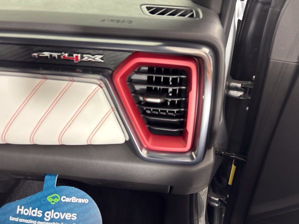 2026 GMC Canyon AT4X - Photo 19