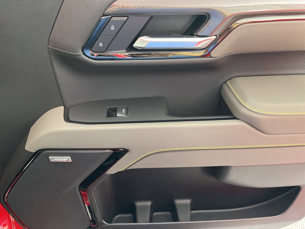 2026 Chevrolet Silverado 1500 ZR2 - Photo 15