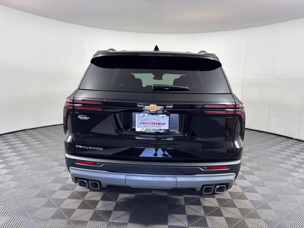 New 2027 Chevrolet Traverse LT SUV