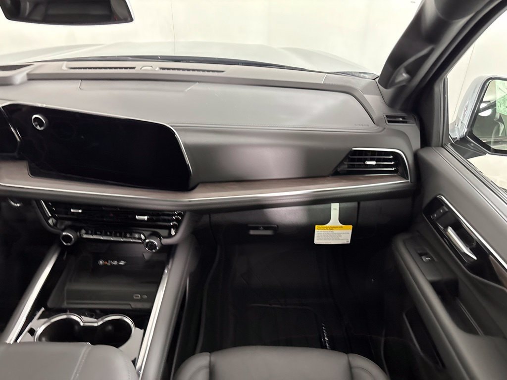 2027 Chevrolet Tahoe Z71 - Photo 21