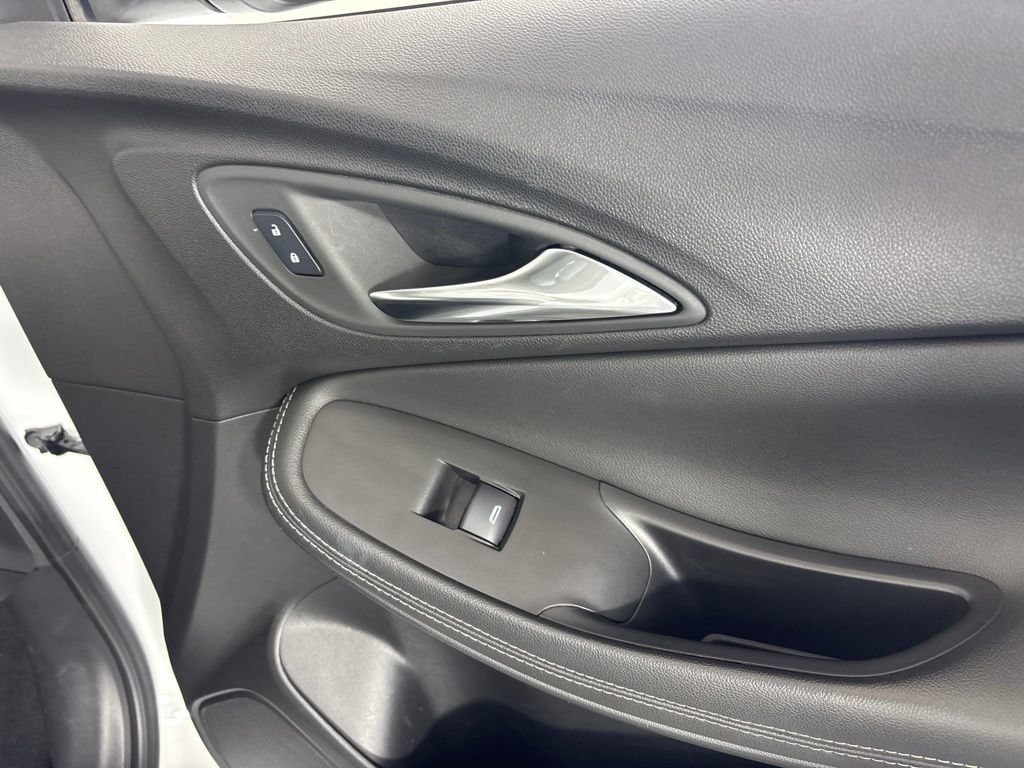 2024 Buick Encore GX Sport Touring - Photo 9