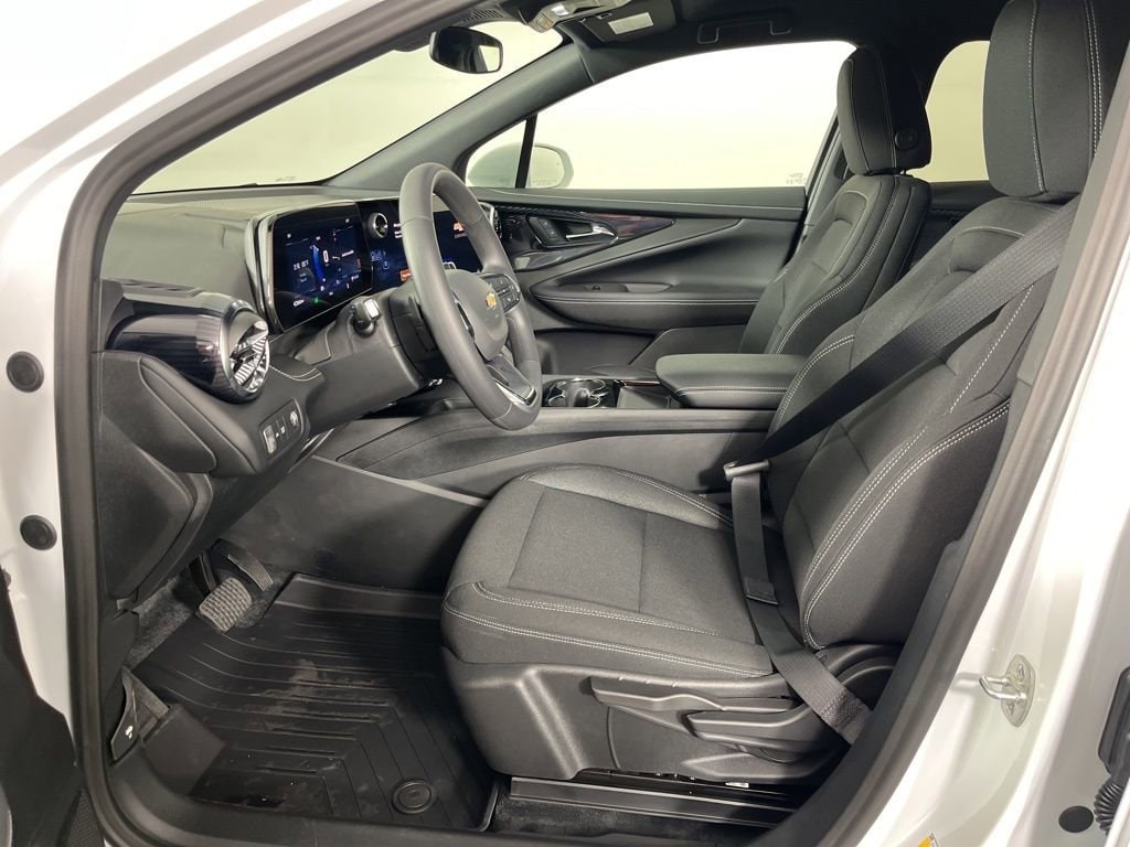 2026 Chevrolet Blazer EV LT - Photo 22