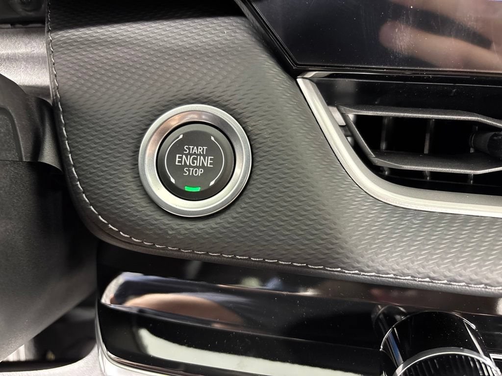 2027 Chevrolet Equinox LT - Photo 33