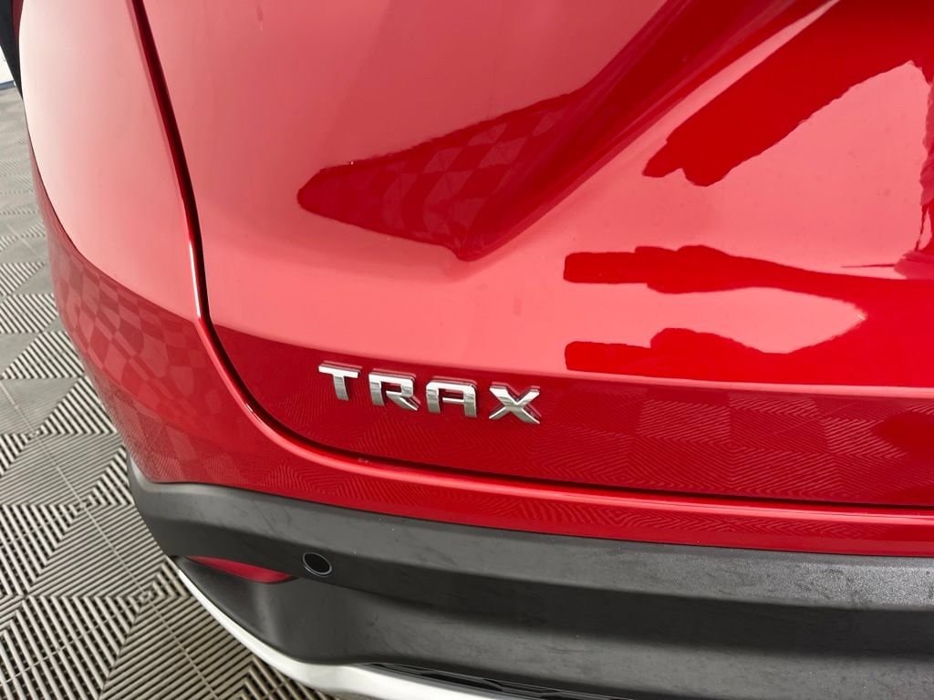2026 Chevrolet Trax LT - Photo 18