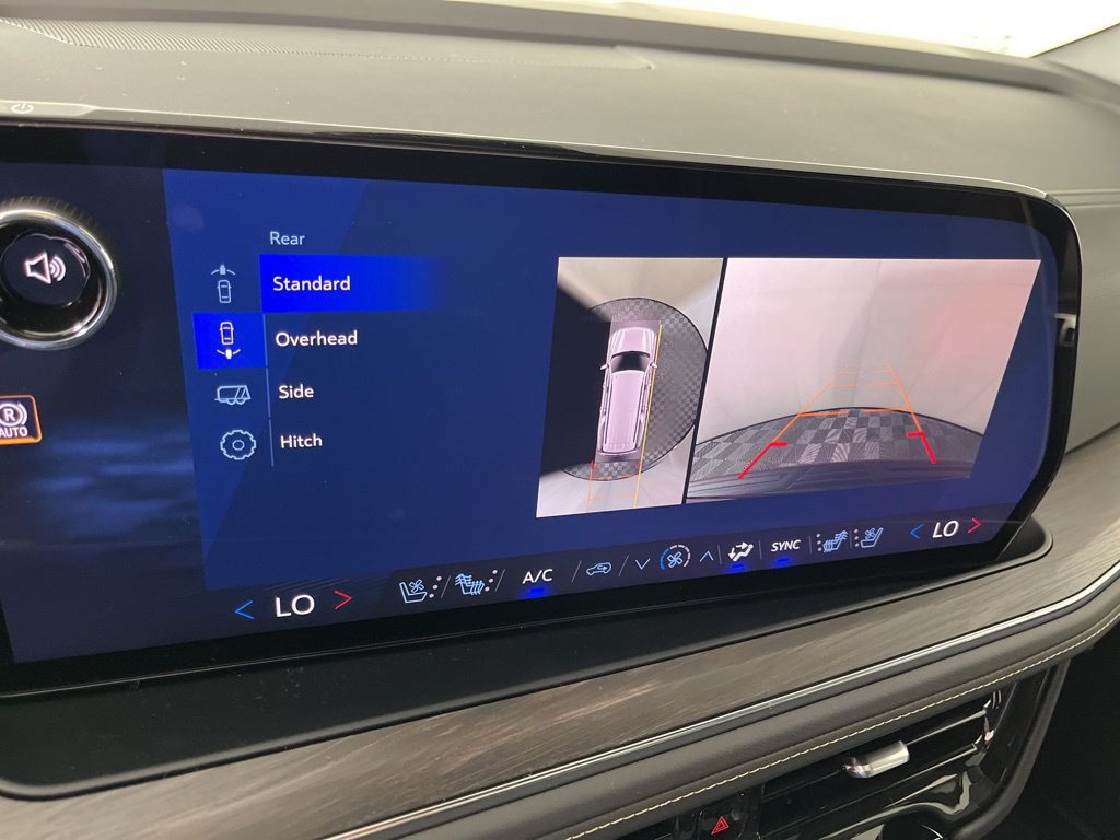 2026 Chevrolet Suburban Premier - Photo 35