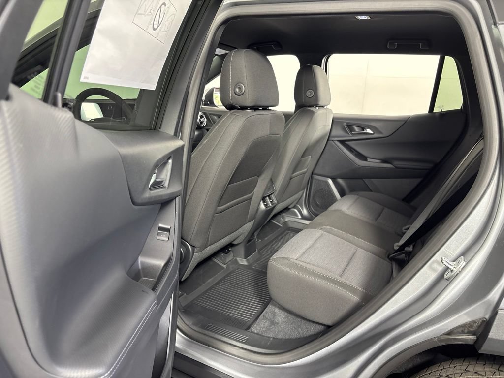 2027 Chevrolet Equinox LT - Photo 24