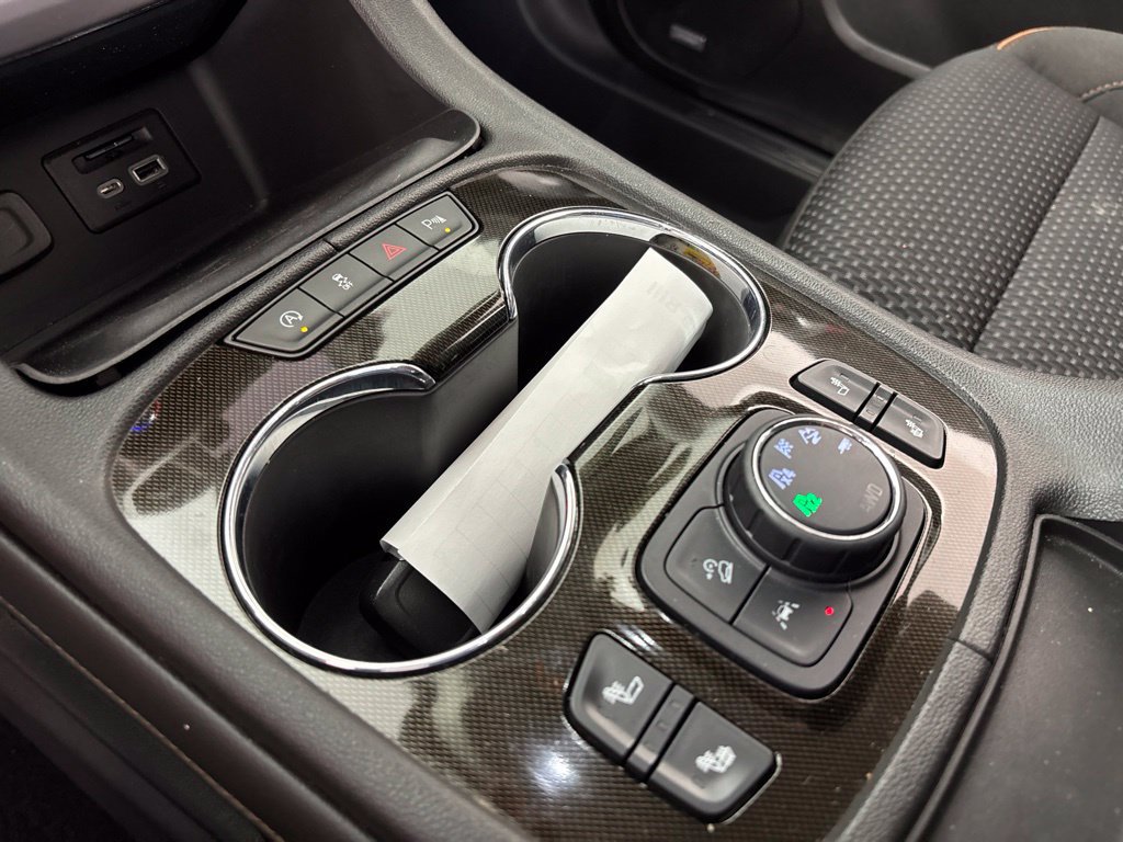 2022 GMC Acadia AT4 - Photo 33